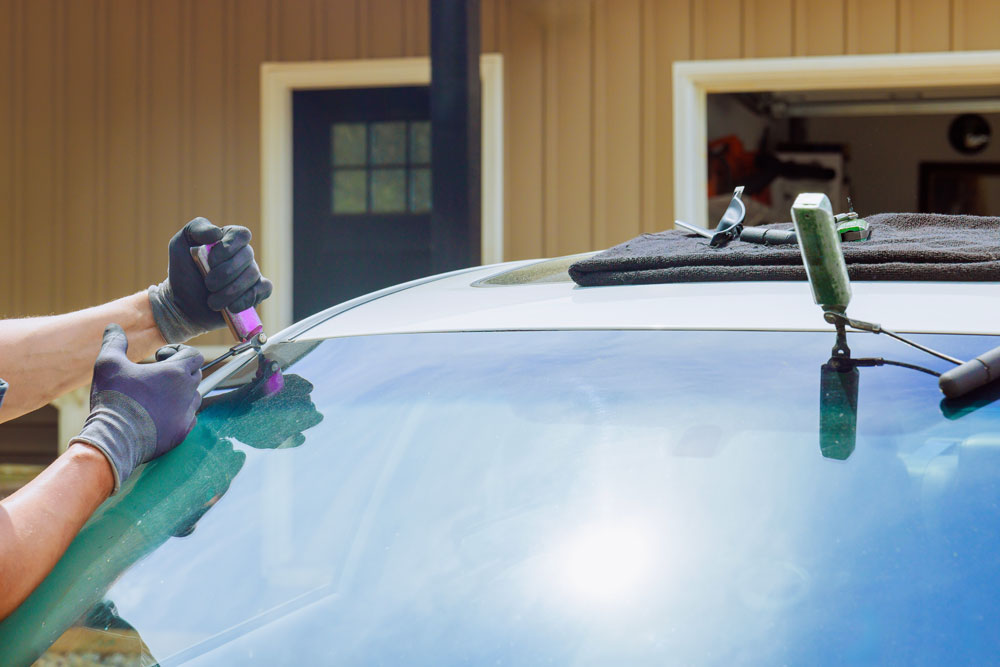 Mobile Auto Glass Repair in Sacramento