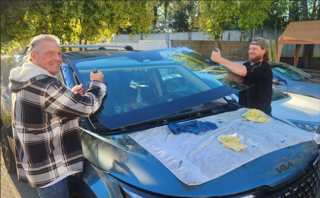 Mobile Auto Glass Repair in Gold River